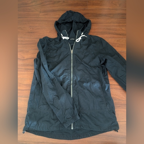 3/$45 Pull & Bear Men Windbreaker - Picture 1 of 3